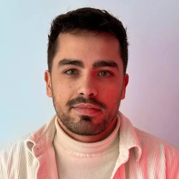 Damien Charron, auteur sur Modele-CV.com