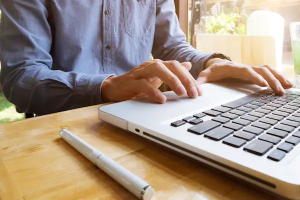 rédacteur du site Modele-CV.com